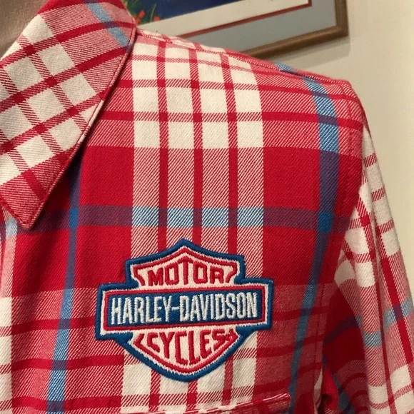 Harley-Davidson Vintage Red, White and Blue Plaid Button-Front Shirt - Picture 2 of 14